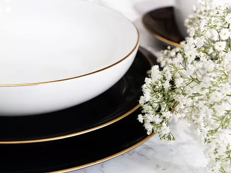 Serwis obiadowo - kawowy na 6 osób (30 el) Bogucice - Black & White Gold 1207