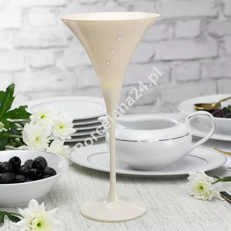 Kpl. kieliszków do martini 240 ml (2szt) Mati - Celebration White 21.31781-0240 Kpl. kieliszków do martini 240 ml (2szt) Mati - Celebration White 21.31781-0240