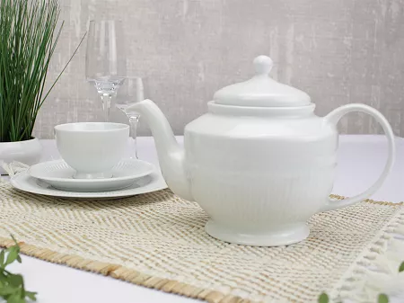 Garnitur do herbaty na 6 osób (21 el.) Bogucice - Minos White 1140