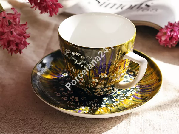 Filiżanka ze spodkiem 0,35 L / 17 cm ręcznie malowana - Łąka ciemnozielona (11) DA.FS35-11 Filiżanka ze spodkiem 0,35 L / 17 cm ręcznie malowana - Łąka ciemnozielona (11) DA.FS35-11