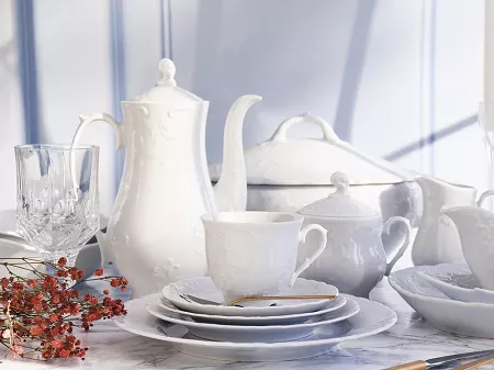 Serwis obiadowo - kawowy na 12 osób (82 el) Ćmielów - Rococo 0001