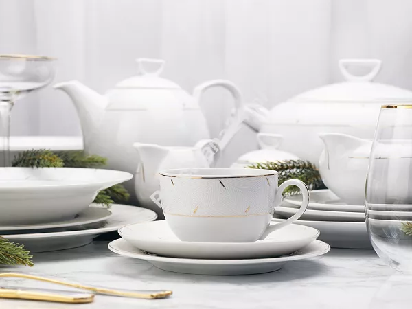 Serwis obiadowo - kawowy na 6 osób (47 el) Chodzież- Yvonne G896 Kropla Złota Serwis obiadowo - kawowy na 6 osób (47 el) Chodzież- Yvonne G896 Kropla Złota