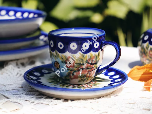 Filiżanka ze spodkiem do espresso 0,11 L / 12,5 cm Bolesławiec - Rajska Łąka gat. I Filiżanka ze spodkiem do espresso 0,11 L / 12,5 cm Bolesławiec - Rajska Łąka gat. I