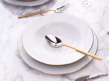 Komplet talerzy na 6 osób (18 el.) Bogucice - Lolita Gold 1162