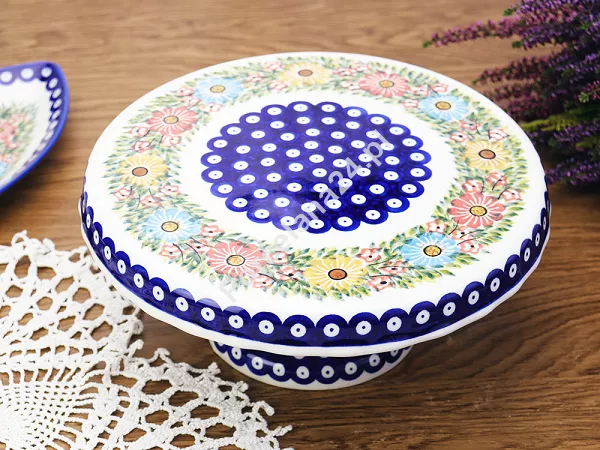 Patera na nodze 27 cm Bolesławiec - Rajska Łąka gat. I Patera na nodze 27 cm Bolesławiec - Rajska Łąka gat. I