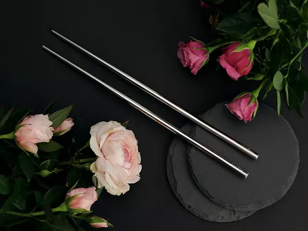 Zestaw stalowych pałeczek do sushi (2 el.) Pintinox - Okrągłe satynowane 23.PAT.O02S