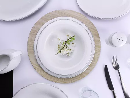 Komplet talerzy na 6 osób (18el) Bogucice - Julia Platin 900