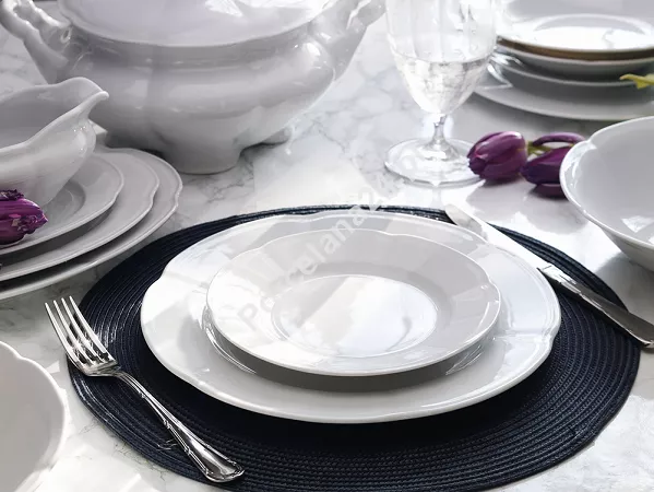 Serwis obiadowy na 6 osób (25 el) Ćmielów - Bolero C000 Serwis obiadowy na 6 osób (25 el) Ćmielów - Bolero C000