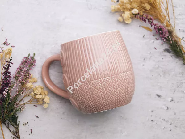 Kubek beczułka 0,4 L Altom Design - Sweterek różowy 07.KBE.3203 Kubek beczułka 0,4 L Altom Design - Sweterek różowy 07.KBE.3203