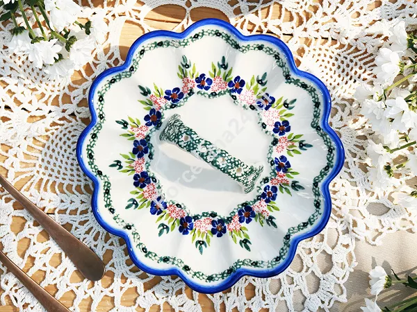 Półmisek do jaj 22 cm z uchwytem Bolesławiec - Mariańska Koronka gat. I Półmisek do jaj 22 cm z uchwytem Bolesławiec - Mariańska Koronka gat. I