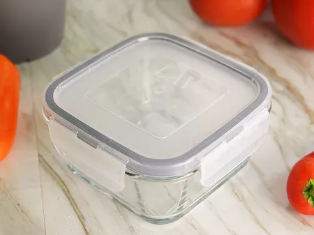 Pojemnik kwadratowy 720 ml z pokrywką LAV - Fresco 4K.FRE.247
