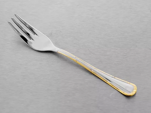 Komplet 6 widelczyków do ciasta 15,1 cm Pintinox 1929 - Filet (2.5 mm) złocony Komplet 6 widelczyków do ciasta 15,1 cm Pintinox 1929 - Filet (2.5 mm) złocony