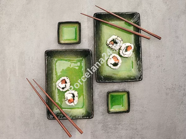 Zestaw do sushi dla 2 osób (4 el.) z pałeczkami Tokyo Design Studio - Yamasaku Hiwa Green 33602 Zestaw do sushi dla 2 osób (4 el.) z pałeczkami Tokyo Design Studio - Yamasaku Hiwa Green 33602