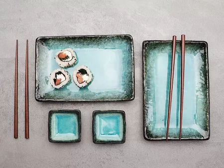 Zestaw do sushi dla 2 osób (4 el.) z pałeczkami Tokyo Design Studio - Yamasaku Sky Blue 33601