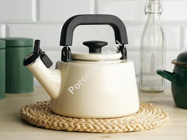 Czajnik emaliowany 2,1 L Forchetto - Moderno Cremoso 1FO.CZA.1222 Czajnik emaliowany 2,1 L Forchetto - Moderno Cremoso 1FO.CZA.1222