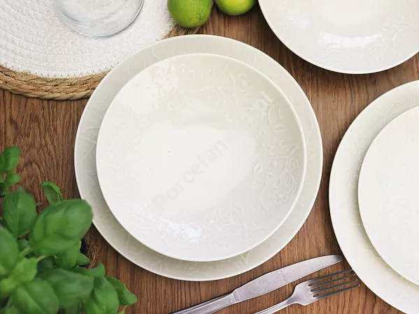 Komplet talerzy na 6 osób (18 el) Lubiana - Hanami Kremowa Biel Komplet talerzy na 6 osób (18 el) Lubiana - Hanami Kremowa Biel