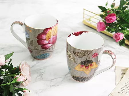 Komplet 2 kubków 0,35 L Pip Studio - Blooming Tales Fantasy Khaki 51.BTFK.002.590