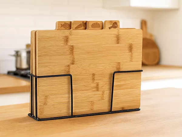 Komplet desek bambusowych (4 szt.) na stojaku Karl Hausmann - 6.DES.8148 Komplet desek bambusowych (4 szt.) na stojaku Karl Hausmann - 6.DES.8148