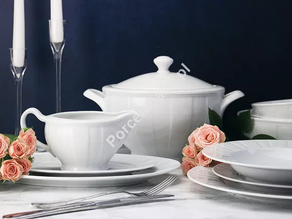 Serwis obiadowy na 12 osób (43 el.) Ćmielów - Oktawa biała 0001 Serwis obiadowy na 12 osób (43 el.) Ćmielów - Oktawa biała 0001