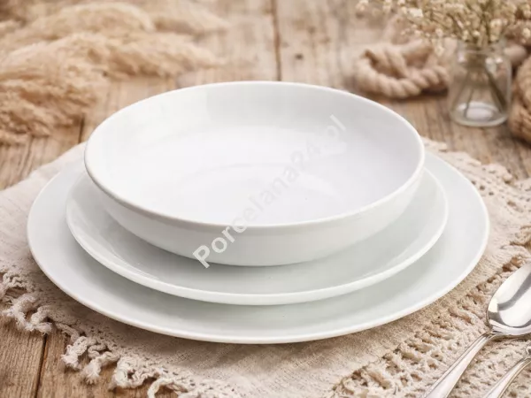 Komplet talerzy na 6 osób (18 el.) Bogucice - Base White 1184 Komplet talerzy na 6 osób (18 el.) Bogucice - Base White 1184