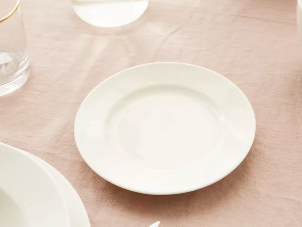 Talerz deserowy 20 cm Karolina - MariaPaula Ecru (Klasyka / Nova) Talerz deserowy 20 cm Karolina - MariaPaula Ecru (Klasyka / Nova)