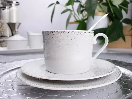 Komplet do kawy na 6 osób (18 el.) Ćmielów - Jenny G856 Pearls