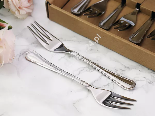 Komplet 6 widelczyków do ciasta 15 cm Pintinox 1929 - Filet (2.5 mm) GIFT BOX Komplet 6 widelczyków do ciasta 15 cm Pintinox 1929 - Filet (2.5 mm) GIFT BOX