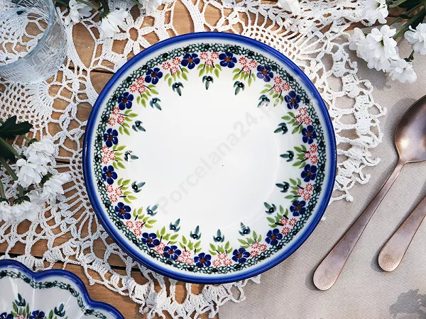 Talerz płytki 26 cm Bolesławiec - Mariańska Koronka gat. I Talerz płytki 26 cm Bolesławiec - Mariańska Koronka gat. I