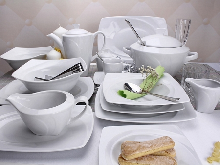 Serwis obiadowo - kawowy na 12 osób (82el) Lubiana - Celebration biała