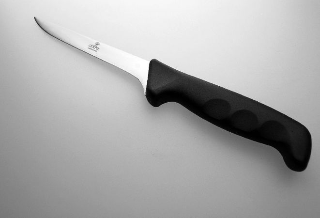 Nóż do trybowania 15 cm Gerpol - Dla profesjonalistów PR.NDT15 Nóż do trybowania 15 cm Gerpol - Dla profesjonalistów PR.NDT15