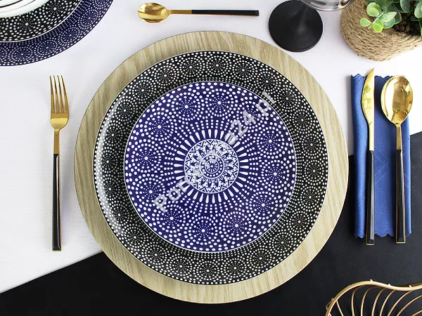 Serwis obiadowo - kawowy na 6 osób (30 el.) Bogucice - Mix Iva Black & Blue Serwis obiadowo - kawowy na 6 osób (30 el.) Bogucice - Mix Iva Black & Blue