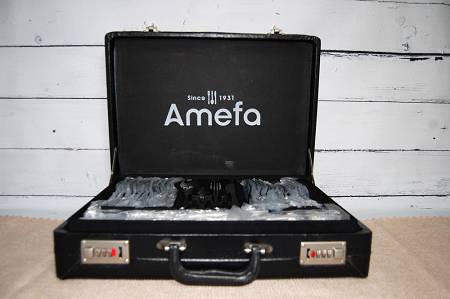 Komplet sztućców 64 cz. na 12 osób Amefa - SOPHIE (walizka) Wyprzedaż 