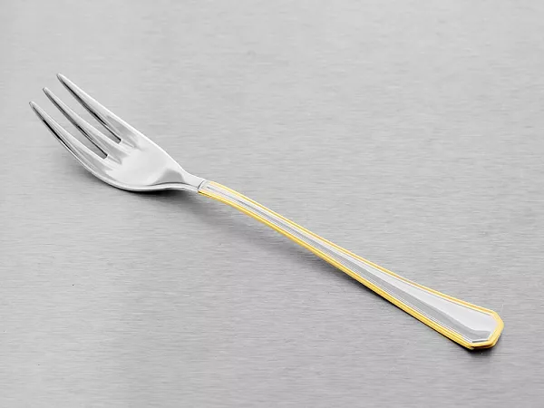 Komplet 6 widelczyków do ciasta 15,9 cm Pintinox 1929 - America (2.5 mm) złocony Komplet 6 widelczyków do ciasta 15,9 cm Pintinox 1929 - America (2.5 mm) złocony