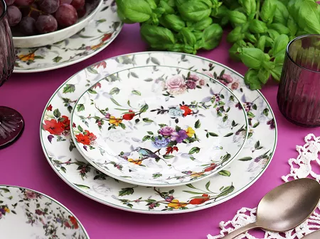 Komplet talerzy na 6 osób (18 el) Arca Italy - Secret Garden 56449