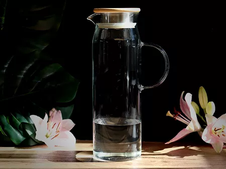 Dzbanek 1,5 l z bambusową pokrywą Wilmax - 50.TH.D1500