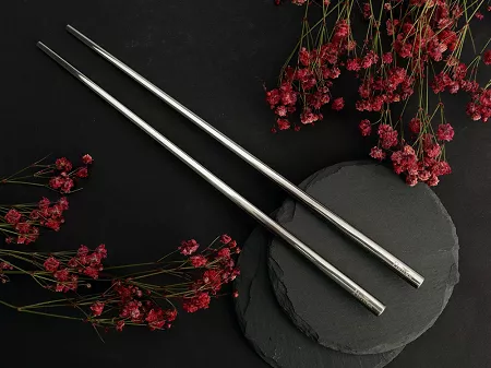 Zestaw stalowych pałeczek do sushi (2 el.) Pintinox - Kwadratowe 23.PAT.K02