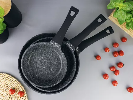 Komplet 3 patelni (20, 24 i 28 cm) ZWIEGER - Black Stone 1Z.BS.KP3