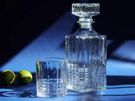 Kpl. do whisky 330 ml (4 szt.) + karafka 900 ml (1 szt.) Altom Design - Muscat 0154
