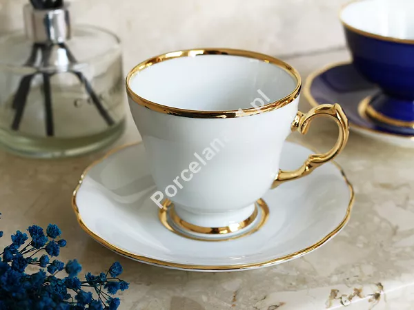 Filiżanka ze spodkiem 0,17 L / 14 cm Ćmielów - Alaska Dzień 3618 GIFT BOX Filiżanka ze spodkiem 0,17 L / 14 cm Ćmielów - Alaska Dzień 3618 GIFT BOX