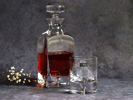 Kpl. szklanek do whisky 0,25 L (6szt.) + karafka 0,75L (1szt.) Krosno - Legend 44.KPL.1534