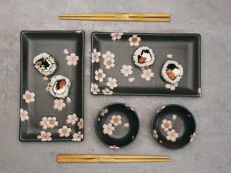 Zestaw do sushi dla 2 osób (4 el.) z pałeczkami Tokyo Design Studio - Sakura Black 33760