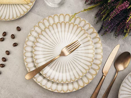 Komplet talerzy na 6 osób (18 el.) Lubiana - Boss / Roma 9228 Piaskowy lotos