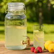 Szklany słoik z kranem 3,5 L Festa Italia -  Złoty 6.SŁO.5328