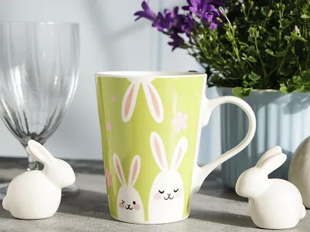 Kubek 0,42 L Altom Design - Białe Zajączki 07.KS.2999