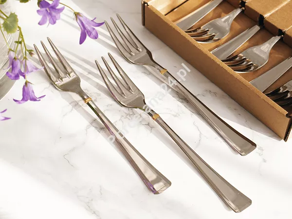 Komplet 6 widelczyków do ciasta 15 cm Pintinox 1929 - Leonardo (3.0 mm) złocone GIFT BOX Komplet 6 widelczyków do ciasta 15 cm Pintinox 1929 - Leonardo (3.0 mm) złocone GIFT BOX