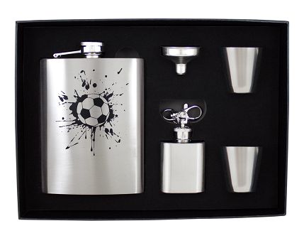 Zestaw piersiówka 240 ml z lejkiem, 2 kieliszkami i brelokiem - KW8MP5