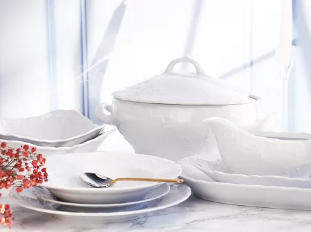 Serwis obiadowy na 12 osób (43 el) Ćmielów - Rococo 0001