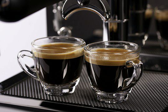 Rodzaje szklanek do kawy