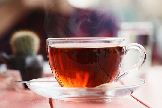 Dlaczego do herbaty najlepiej pasują szklanki z uchem?